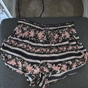 Floral flowy shorts